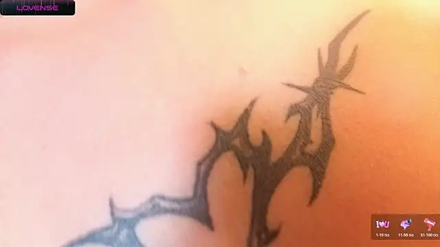 Kitty fox b online show from March 25, 1:11 am