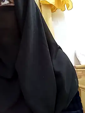 Sexy-divorced-woman online show from January 27, 11:54 pm