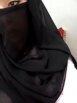 Sexy-divorced-woman online show from January 28, 11:50 pm