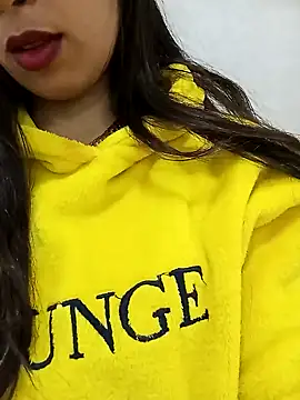 Sexy-divorced-woman online show from February 6, 2:11 am