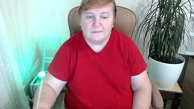 Snapshot of Limonka-Fire chatting on December 1, 6:08 pm Limonka-Fire online show from December 1, 6:08 pm