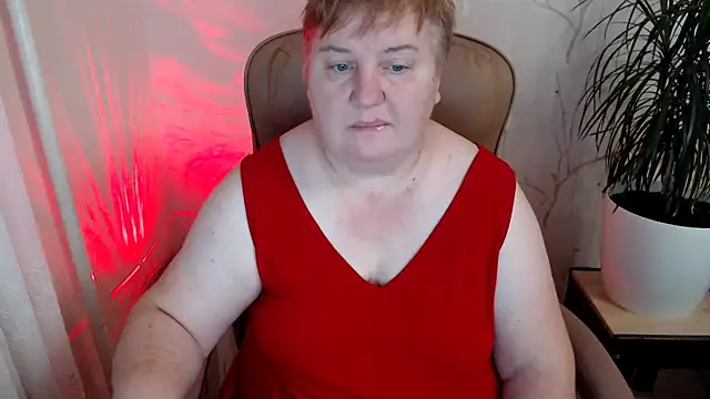 Snapshot of Limonka-Fire chatting on January 4, 8:49 am Limonka-Fire online show from January 4, 8:49 am