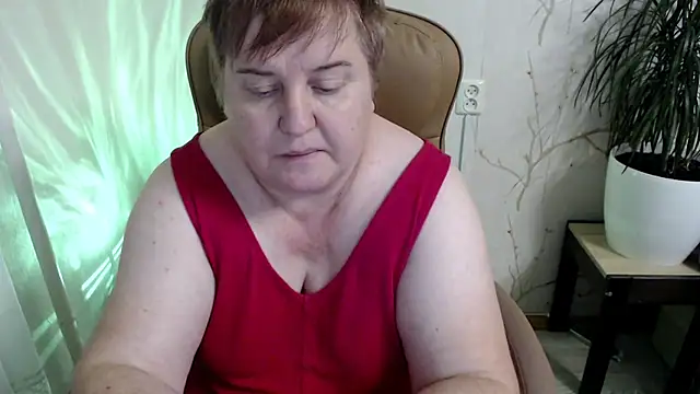 Snapshot of Limonka-Fire chatting on January 10, 7:43 pm Limonka-Fire online show from January 10, 7:43 pm