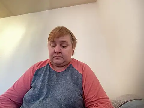 Snapshot of Limonka-Fire chatting on February 19, 7:50 am Limonka-Fire online show from February 19, 7:50 am