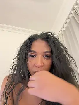 Snapshot of IamCrystal2 chatting on May 15, 11:34 pm IamCrystal2 online show from May 15, 11:34 pm
