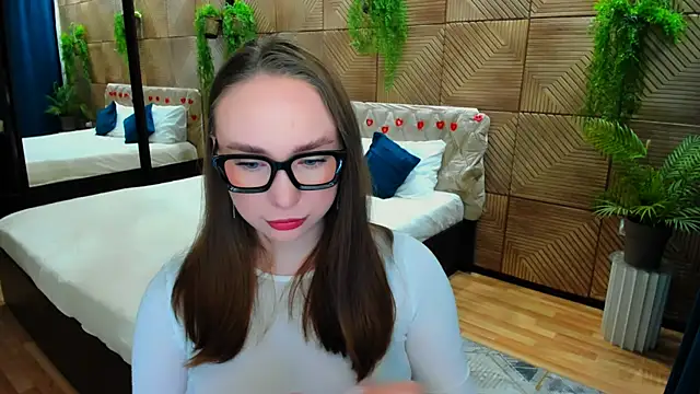 Snapshot of TrueReincarnation chatting on April 29, 4:11 pm TrueReincarnation online show from April 29, 4:11 pm