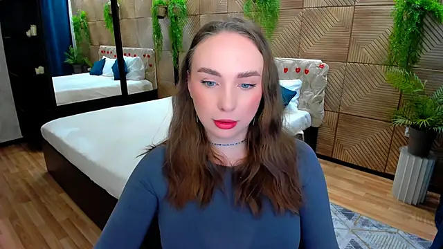 Snapshot of TrueReincarnation chatting on May 12, 4:15 pm TrueReincarnation online show from May 12, 4:15 pm