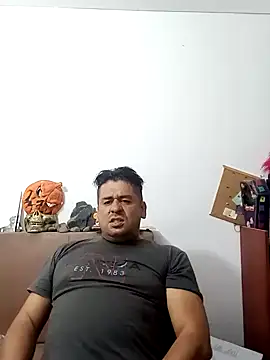 Snapshot of Joy2jordyson chatting on February 1, 4:35 am Joy2jordyson online show from February 1, 4:35 am