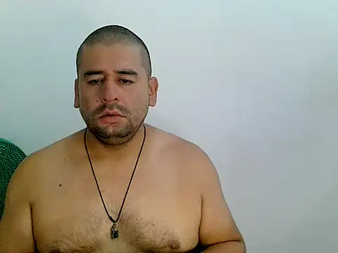 Snapshot of Joy2jordyson chatting on February 9, 12:03 am Joy2jordyson online show from February 9, 12:03 am