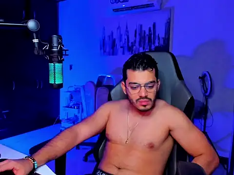 BrunoD31 online show from February 15, 7:54 pm