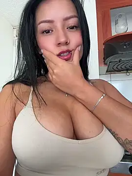 Snapshot of missycanoo chatting on May 18, 3:29 pm missycanoo online show from May 18, 3:29 pm