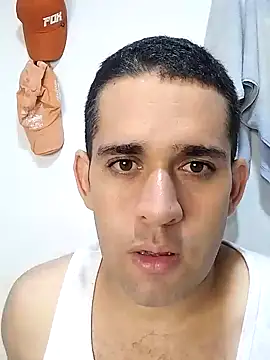 Snapshot of CRISTHIAN_GREY01 chatting on January 12, 6:06 am CRISTHIAN GREY01 online show from January 12, 6:06 am