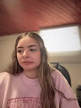 imlindapink online show from November 4, 2:38 pm