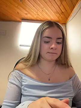 imlindapink online show from February 10, 4:22 pm