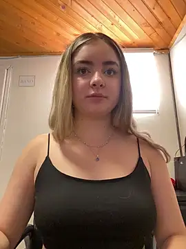 imlindapink online show from March 7, 7:22 pm