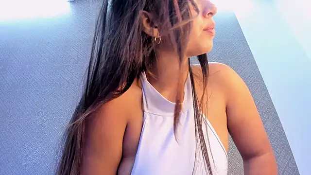 Snapshot of Valery_Foxx_ chatting on December 19, 3:08 pm Valery Foxx online show from December 19, 3:08 pm