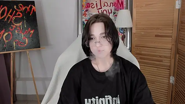 Snapshot of fiamoory chatting on May 31, 8:32 am fiamoory online show from May 31, 8:32 am