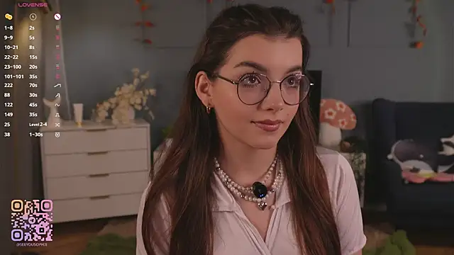 Snapshot of FlairEdgin chatting on November 30, 7:07 pm FlairEdgin online show from November 30, 7:07 pm