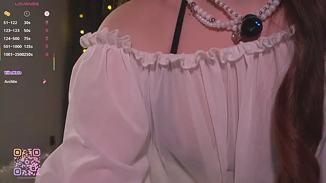 Snapshot of FlairEdgin chatting on January 14, 7:19 pm FlairEdgin online show from January 14, 7:19 pm