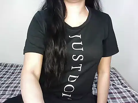 Snapshot of DILRUBA-JAN chatting on March 12, 12:10 am DILRUBA-JAN online show from March 12, 12:10 am