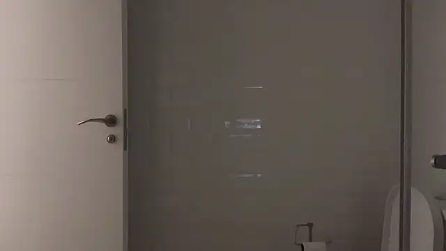 leaxoxo online show from December 3, 8:17 pm