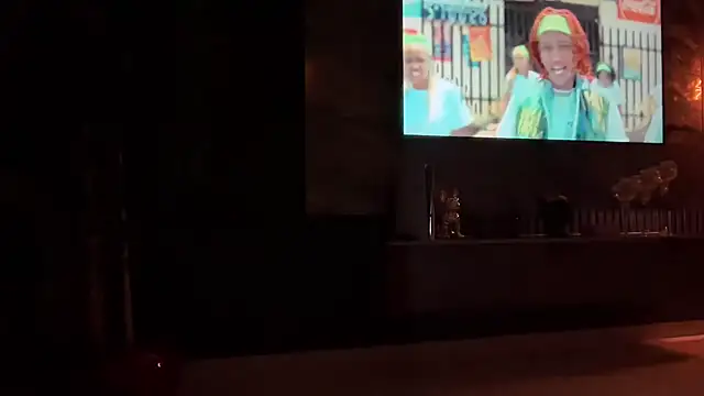 leaxoxo online show from January 4, 11:06 pm