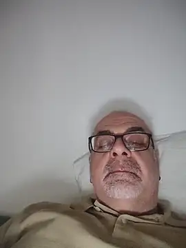 Satiro Sevilla online show from February 15, 11:23 pm