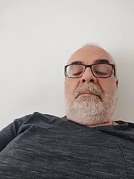 Satiro Sevilla online show from March 25, 4:13 pm