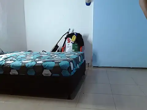 latino hotxxx online show from April 10, 12:27 am