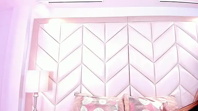 NairobiLee online show from March 30, 12:17 pm