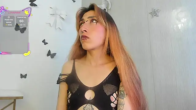 Snapshot of Asterothxznikki chatting on March 18, 1:42 am Asterothxznikki online show from March 18, 1:42 am