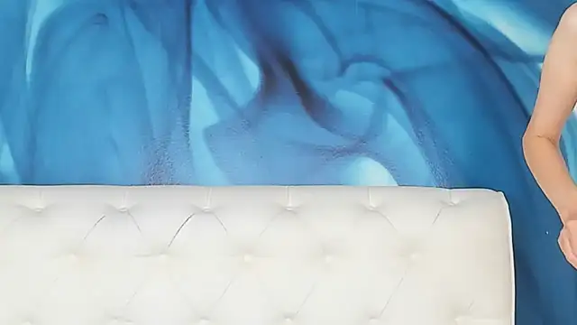 SkinnyDolly online show from October 7, 2:09 am