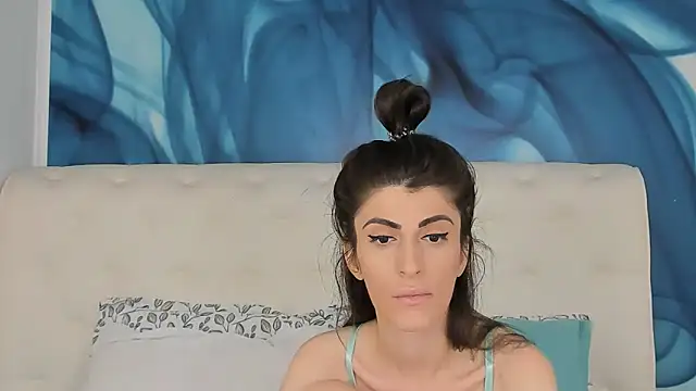 SkinnyDolly online show from October 20, 2:12 am