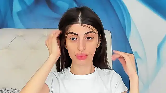 SkinnyDolly online show from April 15, 2:18 am