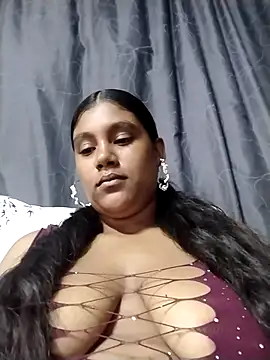 Lilmisskay18 online show from April 8, 1:11 pm