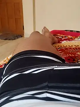 Snapshot of MrNick74 chatting on February 14, 8:44 am MrNick74 online show from February 14, 8:44 am