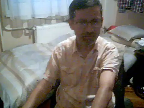 Snapshot of Gaberinci48 chatting on August 4, 7:11 am Gaberinci48 online show from August 4, 7:11 am