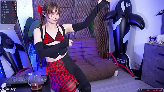 Snapshot of sylvie_fey chatting on July 18, 2:05 am sylvie fey online show from July 18, 2:05 am