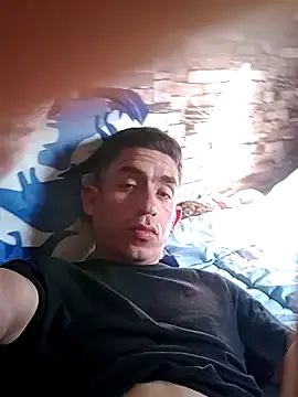 Snapshot of 31robelo chatting on December 12, 10:20 pm 31robelo online show from December 12, 10:20 pm