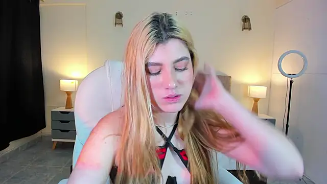 Snapshot of ARITOO_ chatting on December 12, 3:21 am ARITOO online show from December 12, 3:21 am