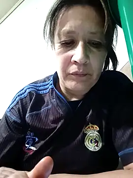 Snapshot of carolina_linarez69 chatting on May 16, 12:18 am carolina linarez69 online show from May 16, 12:18 am