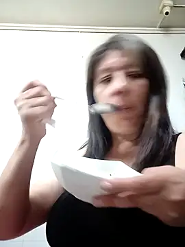 Snapshot of carolina_linarez69 chatting on June 2, 8:44 pm carolina linarez69 online show from June 2, 8:44 pm