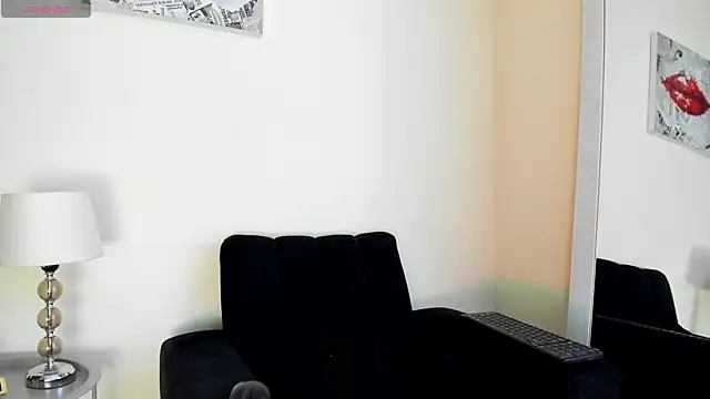 Snapshot of its__angelica_ chatting on April 25, 7:33 pm its angelica online show from April 25, 7:33 pm