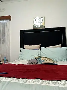 Snapshot of contagiousqueen chatting on February 5, 5:45 am contagiousqueen online show from February 5, 5:45 am