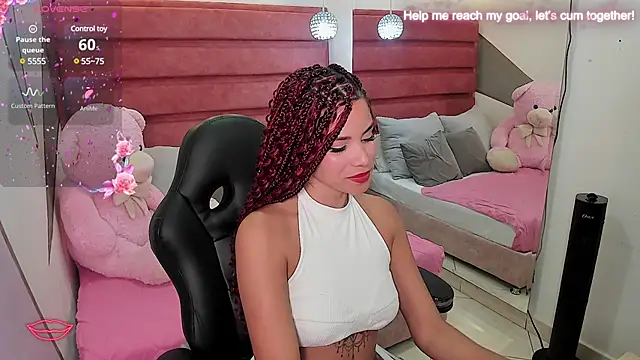 anna  duff online show from January 10, 4:12 am