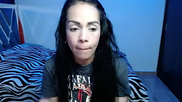 Snapshot of Amber_Lovely chatting on September 27, 11:10 pm Amber Lovely online show from September 27, 11:10 pm