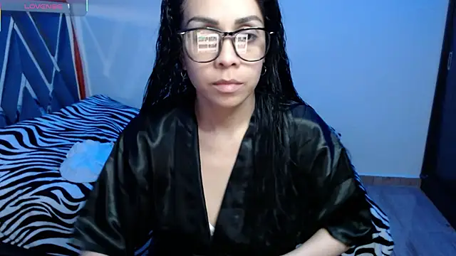 Snapshot of Amber_Lovely chatting on September 29, 10:36 pm Amber Lovely online show from September 29, 10:36 pm