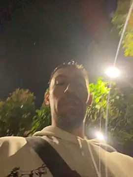 Snapshot of dantedesirexx chatting on January 13, 2:50 am dantedesirexx online show from January 13, 2:50 am