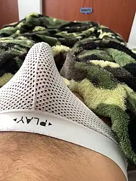 Snapshot of dantedesirexx chatting on February 2, 3:07 pm dantedesirexx online show from February 2, 3:07 pm