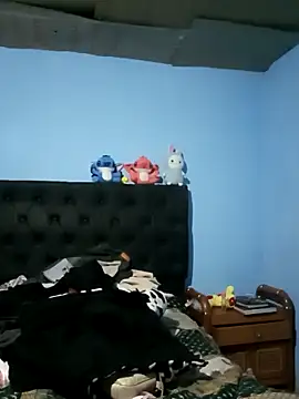 Elvishcassie  online show from December 22, 11:24 pm